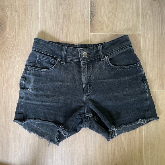Vintage Lee Cut off Shorts - Picture 2 of 4